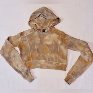 Wild Fable Beige Tie-Dye Cropped Hoodie